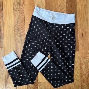 Sarah’s Day x White Fox Active Legging Size Small
